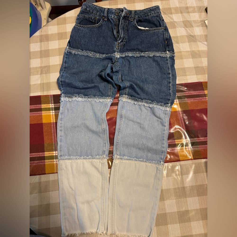 RAGGED 4 Panel Mom Jeans